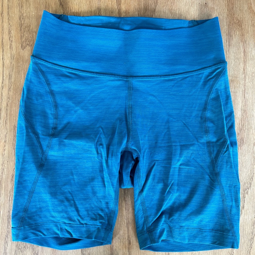 Outdoor Voices Biker Short, good/fair condition, size xs